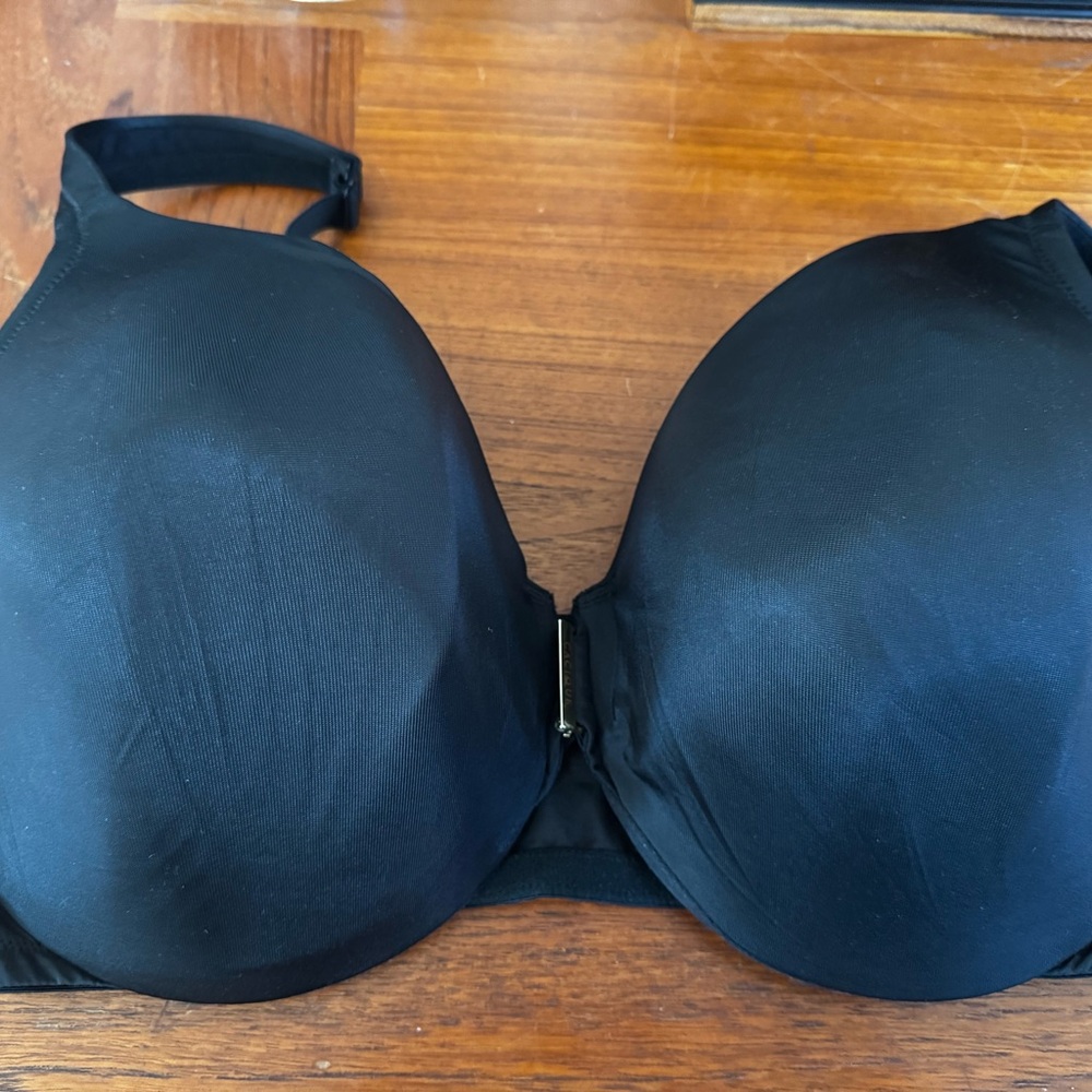 Lane Bryant Cacique lightly lined full coverage underwire front closure bra 38H